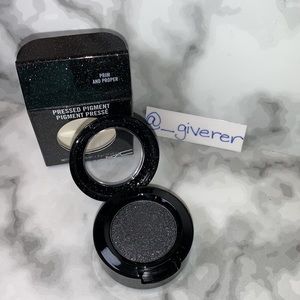 Prim And Proper Pressed Pigments Eyeshadow Heirloom Mix Collection MAC